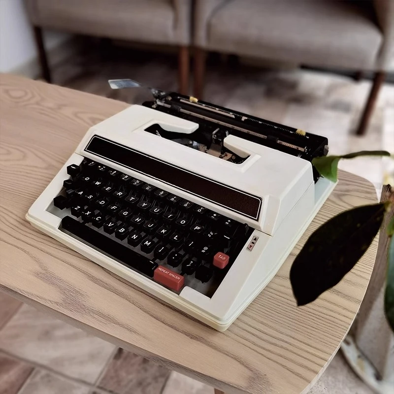 Typewriter White English Mecha - Power Tools English ulasan dan harga